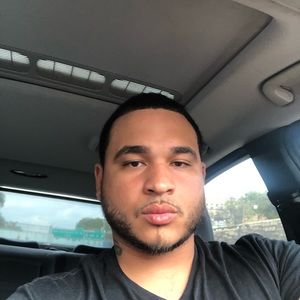 Meet your Posher, Moises